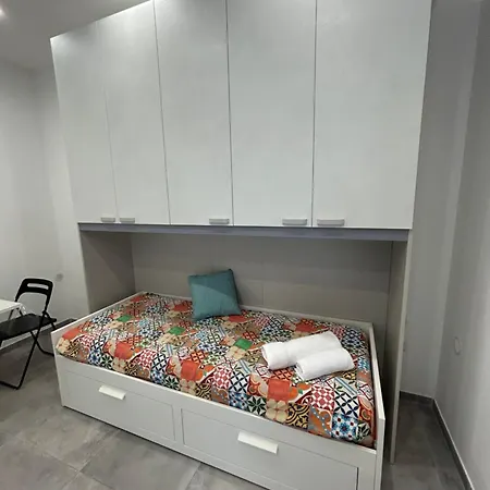 Sermoneta10 Apartman *